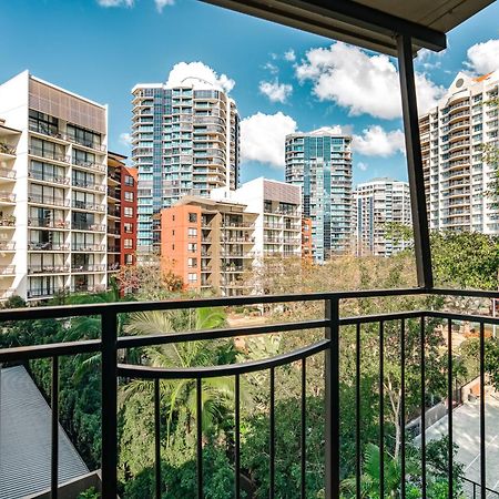 בריסביין Il Mondo Boutique Hotel מראה חיצוני תמונה